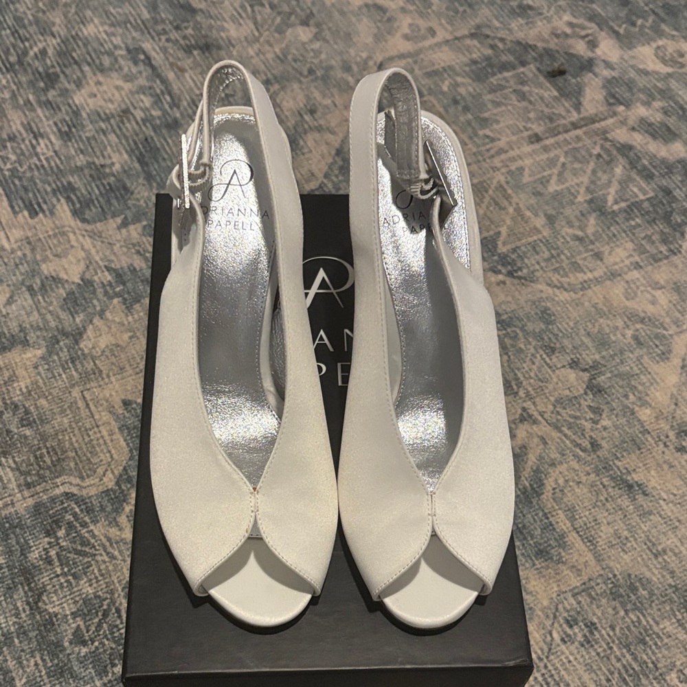Adrianna Papell Silver and White Satin Peep Toe Heels